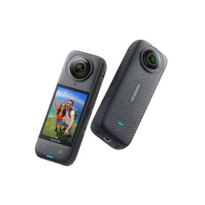 Панорамная камера Insta360 X4